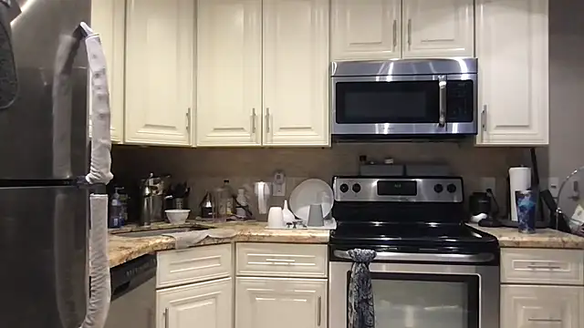 BigGuyMuscle online show from April 2026 09:59:02 PM