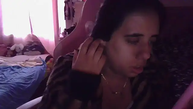 Snapshot of annarose19 chatting on January 2025 10:57:02 PM annarose19 online show from January 2025 10:57:02 PM