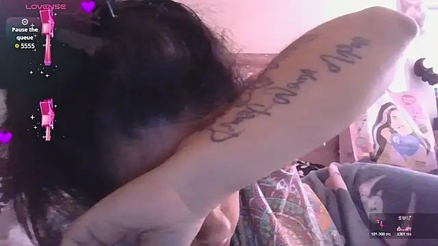 Snapshot of annarose19 chatting on May 2026 05:51:02 PM annarose19 online show from May 2026 05:51:02 PM