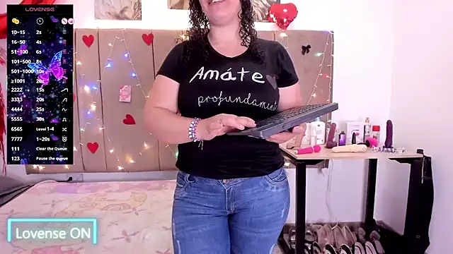 Zaly mature online show from November 2025 01:17:02 AM