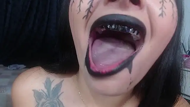 Sharlottee online show from January 2025 04:06:01 AM