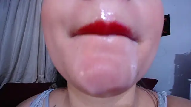 Snapshot of Sharlottee chatting on July 2026 12:15:02 AM Sharlottee online show from July 2026 12:15:02 AM