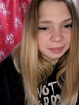 Zuli Kiska online show from November 2025 07:31:01 AM