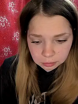 Snapshot of Zuli_Kiska chatting on April 2026 10:36:01 AM Zuli Kiska online show from April 2026 10:36:01 AM
