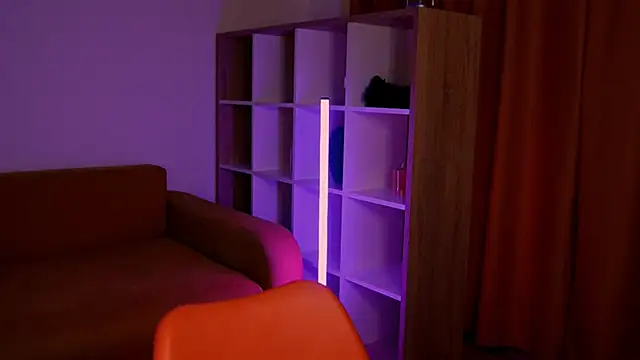 ItsAlisia online show from November 2025 02:17:01 PM