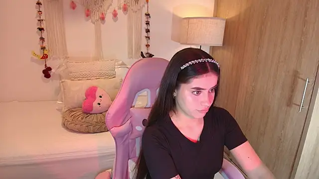 iriswest  online show from February 2026 12:03:01 AM