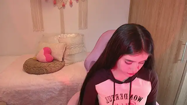 iriswest  online show from February 2026 12:29:02 AM