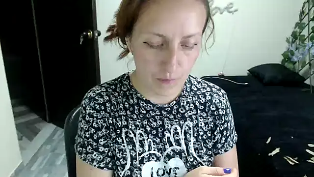 Snapshot of kittykalor09 chatting on June 2026 04:17:02 AM kittykalor09 online show from June 2026 04:17:02 AM