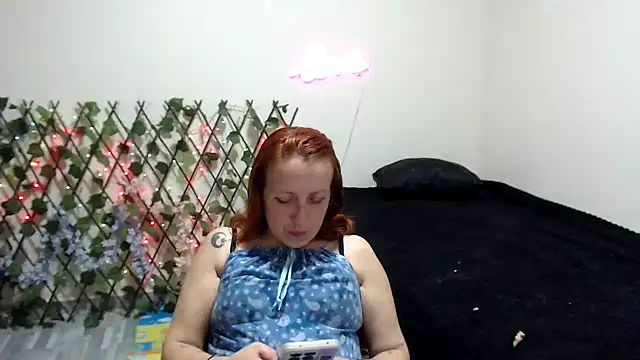 Snapshot of kittykalor09 chatting on July 2026 03:02:01 AM kittykalor09 online show from July 2026 03:02:01 AM