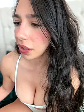 LoveLillyy online show from December 2025 09:41:02 PM