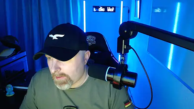 DerPornoPete online show from September 2025 11:39:02 PM