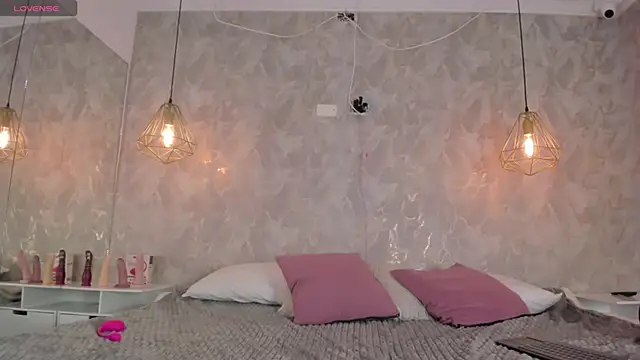 danaythamara1 online show from November 2025 08:53:01 PM