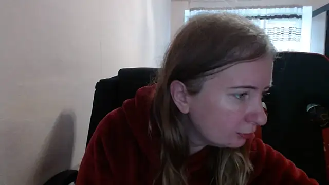 PeterAndJen online show from November 2025 08:35:01 AM