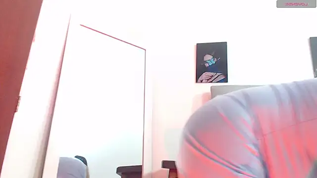 Snapshot of hornystepmommy chatting on March 2025 07:49:02 PM hornystepmommy online show from March 2025 07:49:02 PM