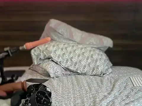 mcklister kinky feets online show from March 2026 06:13:01 PM