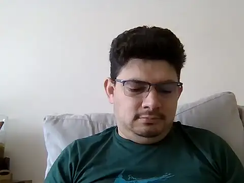 Snapshot of Javibell93 chatting on February 2026 04:25:01 PM Javibell93 online show from February 2026 04:25:01 PM