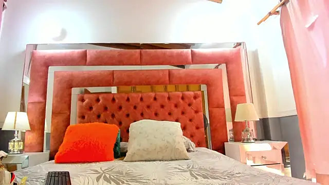 briana wonder69xxx online show from December 2024 02:53:01 PM