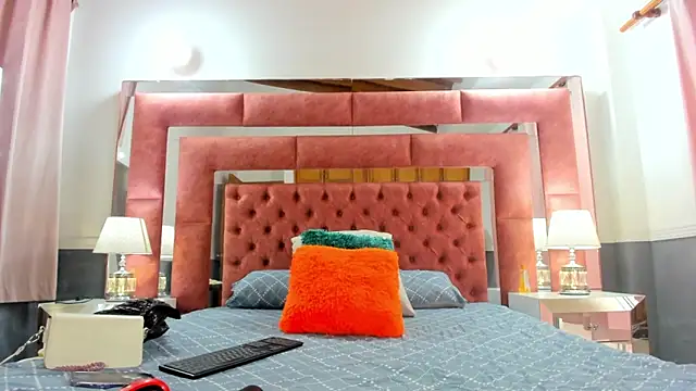 briana wonder69xxx online show from January 2025 09:40:02 PM