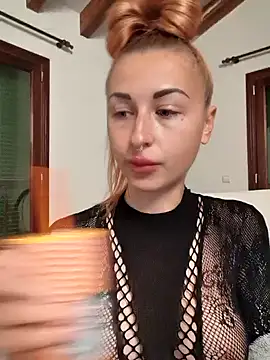 kylie blck online show from February 2025 05:03:02 AM