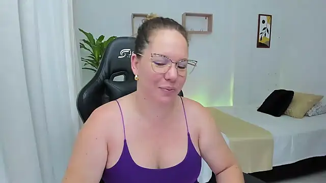 tamy shine87 online show from December 2024 09:13:02 PM