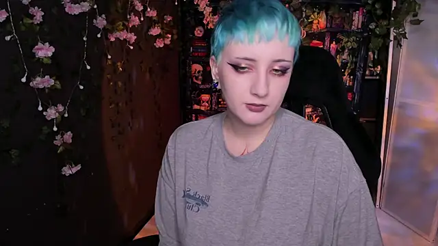 Snapshot of AsheLucker chatting on July 2026 04:19:02 AM AsheLucker online show from July 2026 04:19:02 AM