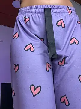 Ambar pe  online show from February 2025 03:03:02 PM