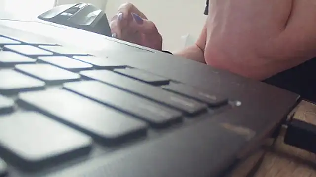 MssAngela online show from April 2026 08:30:02 AM