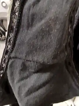 Snapshot of Philip266@xh chatting on March 2025 04:32:01 AM Philip266xh online show from March 2025 04:32:01 AM