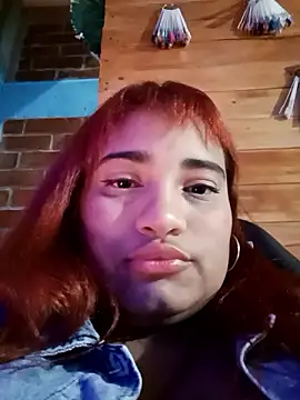 Hilarybunnyy online show from December 2024 02:07:02 AM