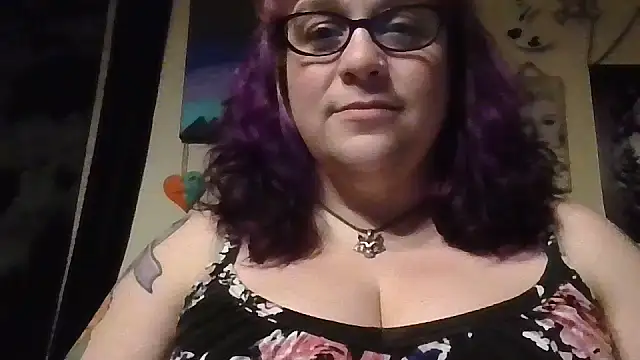 Snapshot of GothyBaby chatting on April 2026 11:58:01 PM GothyBaby online show from April 2026 11:58:01 PM