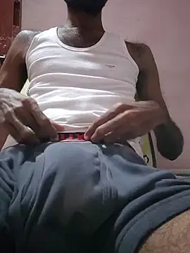 Snapshot of virgindesi92 chatting on November 2025 04:05:01 PM virgindesi92 online show from November 2025 04:05:01 PM