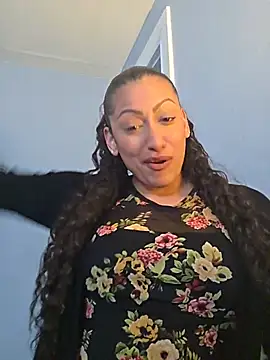 Nikkierosee online show from May 2026 09:56:02 PM