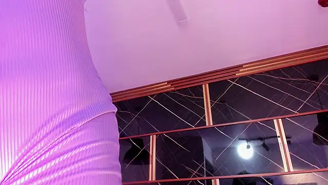 Snapshot of AdharaHills chatting on March 2025 12:44:01 PM AdharaHills online show from March 2025 12:44:01 PM