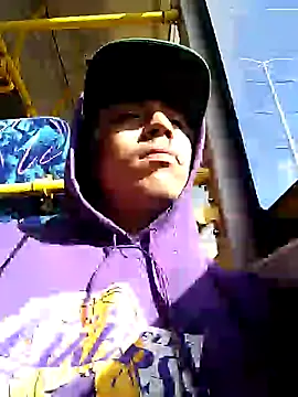 AlexAlejandro13 online show from November 2025 03:36:02 PM