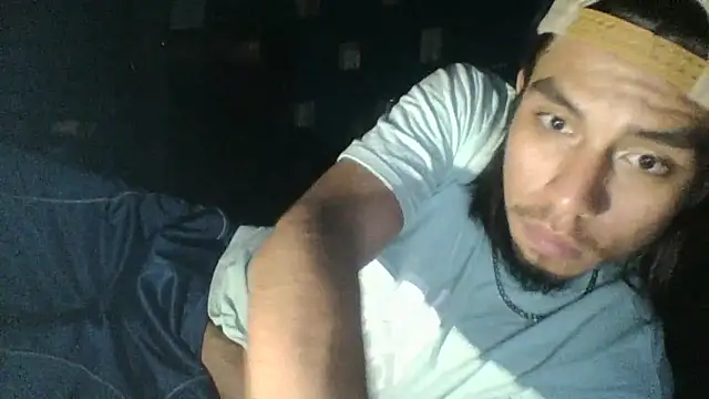 AlexAlejandro13 online show from April 2026 09:40:01 AM
