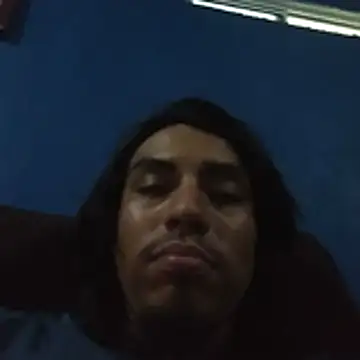 AlexAlejandro13 online show from April 2026 11:21:01 PM