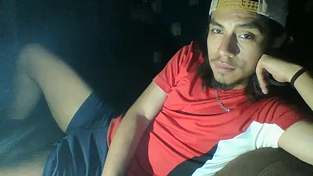 AlexAlejandro13 online show from April 2026 07:36:01 AM