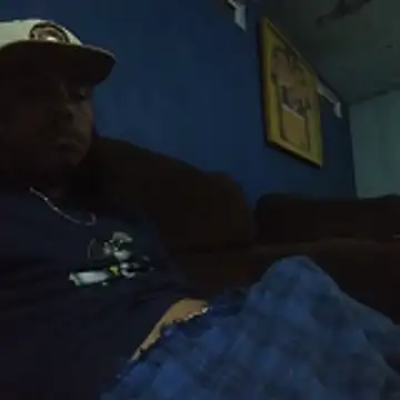 AlexAlejandro13 online show from May 2026 03:58:01 AM