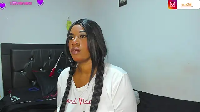 Brandiibrow online show from December 2024 11:12:02 PM