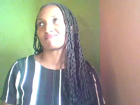 Snapshot of Athena_2019 chatting on January 2026 10:19:02 AM Athena 2019 online show from January 2026 10:19:02 AM