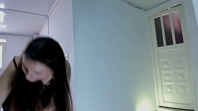 Snapshot of vanessabrown_ chatting on July 2026 07:42:02 PM vanessabrown online show from July 2026 07:42:02 PM