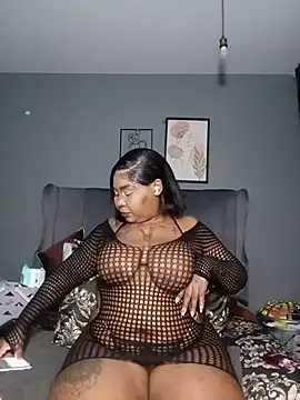 Snapshot of PearlSexxy69 chatting on July 2026 04:16:01 AM PearlSexxy69 online show from July 2026 04:16:01 AM