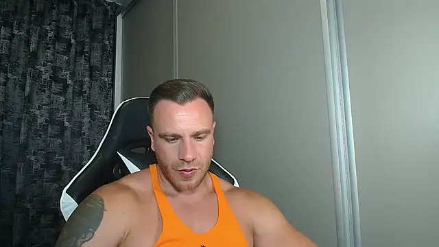 Snapshot of Thori92 chatting on July 2026 05:15:02 PM Thori92 online show from July 2026 05:15:02 PM