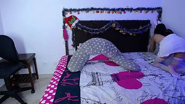 Snapshot of I_am_kim chatting on November 2025 12:54:02 AM I am kim online show from November 2025 12:54:02 AM