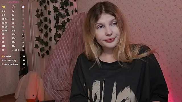 Snapshot of _aleksa_ chatting on December 2024 03:44:01 PM aleksa online show from December 2024 03:44:01 PM