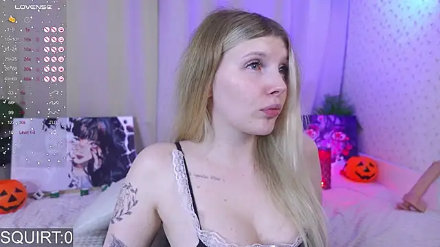 Snapshot of _aleksa_ chatting on September 2025 05:39:02 PM aleksa online show from September 2025 05:39:02 PM