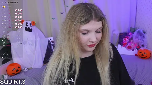 Snapshot of _aleksa_ chatting on October 2025 05:14:01 PM aleksa online show from October 2025 05:14:01 PM