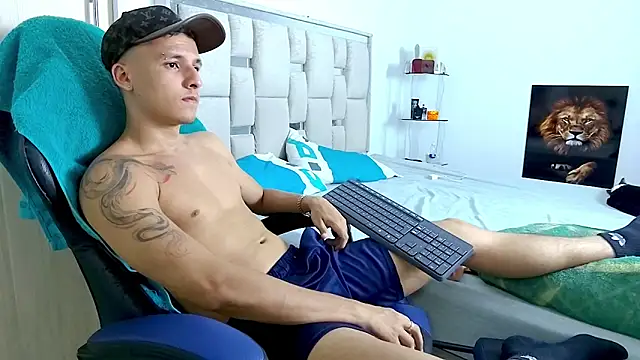 Andrew lovely18 online show from February 2026 03:03:02 AM