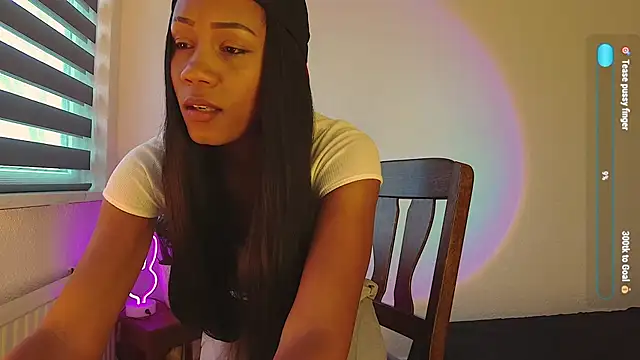 Therainqueen online show from December 2024 10:07:01 AM