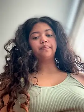 Snapshot of Peach_Girll chatting on May 2026 03:08:02 PM Peach Girll online show from May 2026 03:08:02 PM